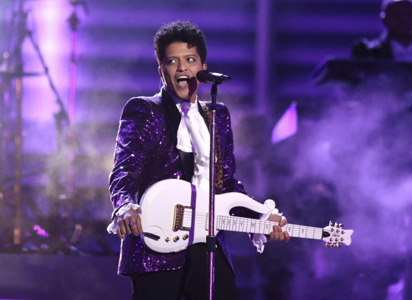 The 59th Annual Grammy Awards - Show